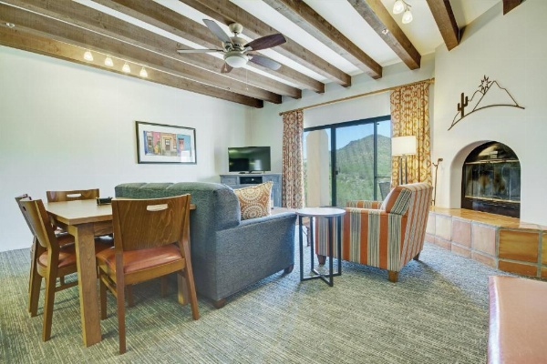 Starr Pass Golf Suites image 11